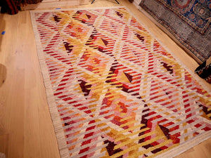 Zendagi 207x303cm