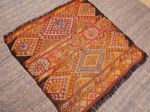 Mut Cuval 87x91cm