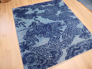 Dragonne Bleu 157x173