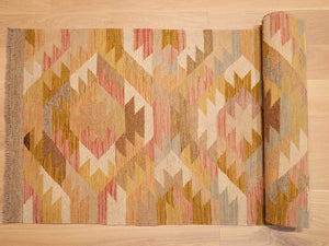Caravan 69 x 215 cm