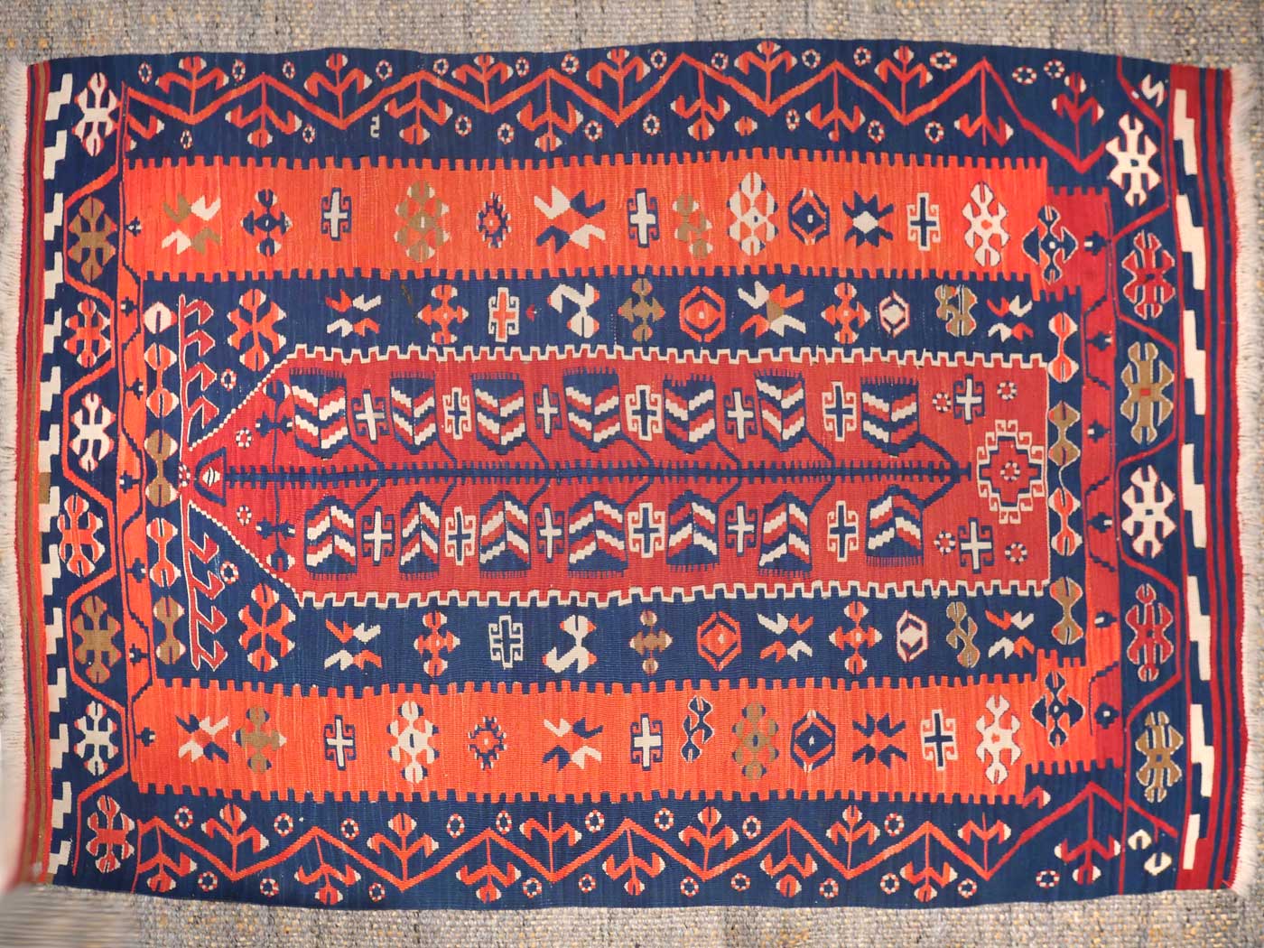 Antique Aydin 105x156cm