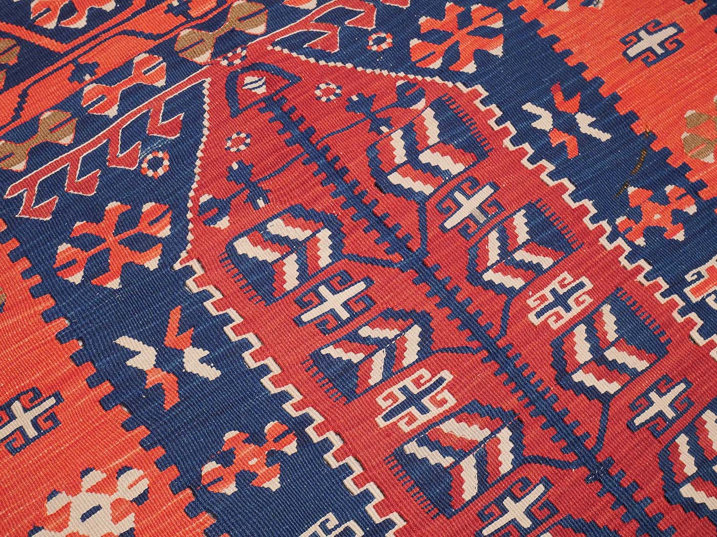 Antique Aydin 105x156cm