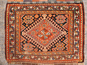 Qashqai 60x67cm