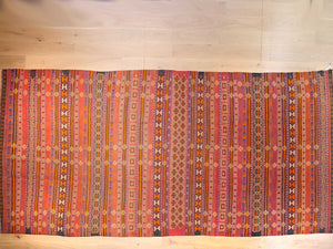 Belouch 147x382cm