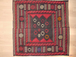 Sofreh Kilim 120 x 112 cm