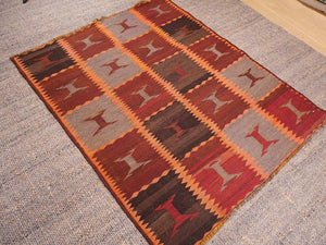 Vintage Kilim 112x136cm