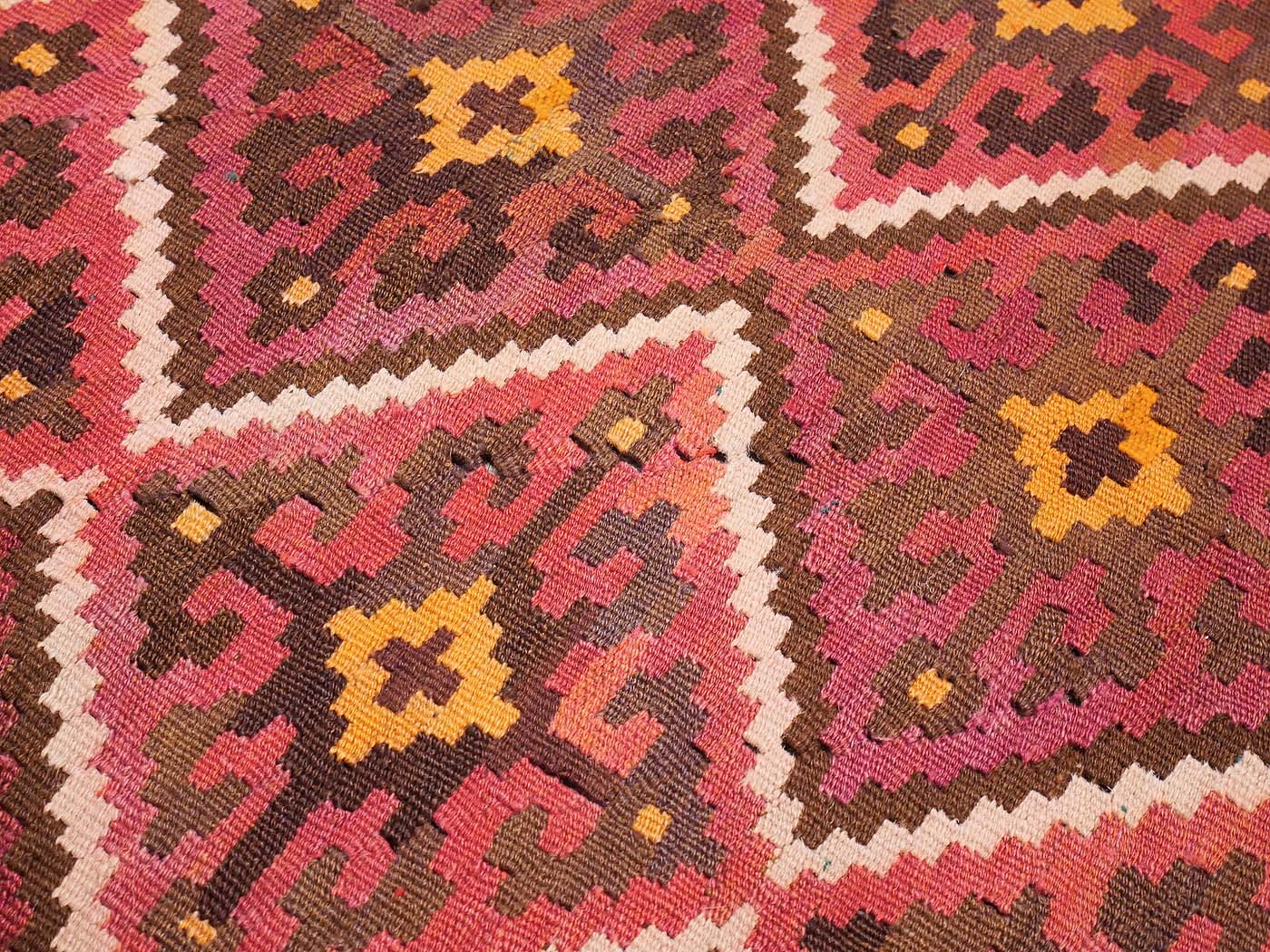 Vintage Kilim 104x136cm