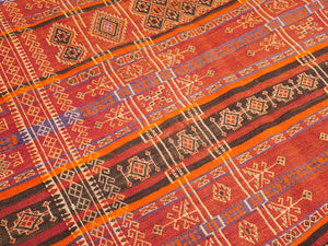 Belouch 135x327cm