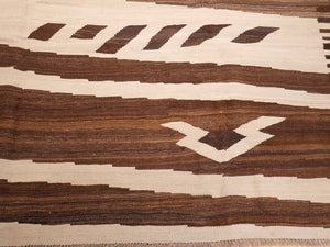 Nomad Kilim 272 x 373 cm