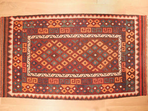 Maimana Kilim
