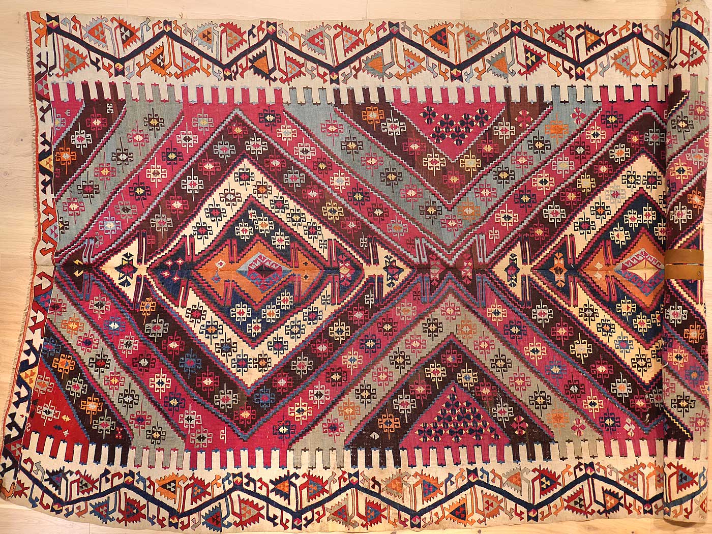 Reyhanli 153x380cm