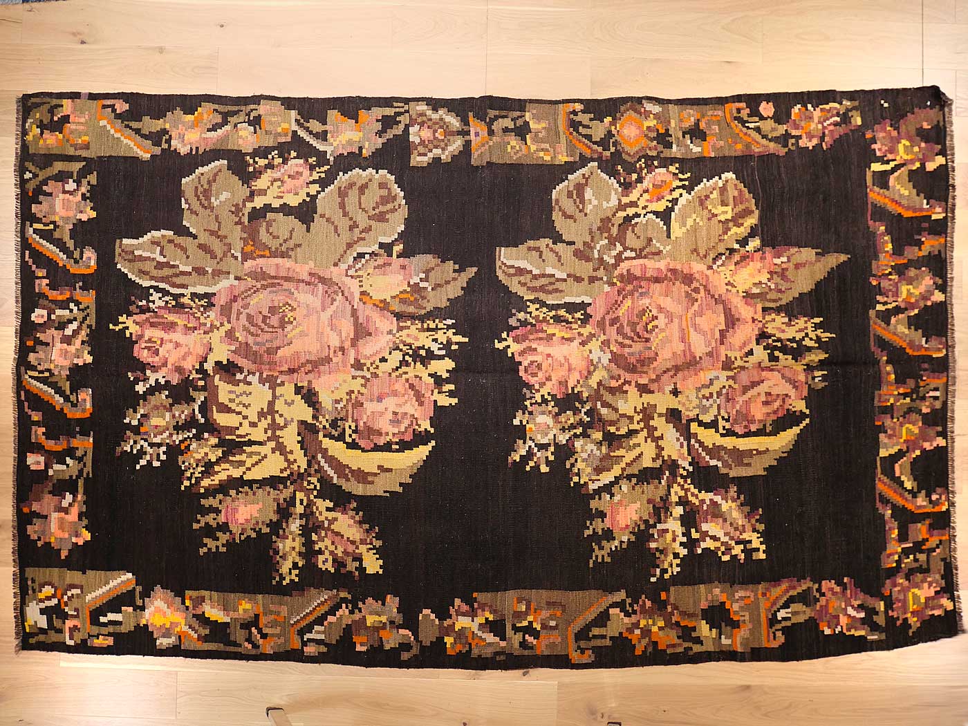 Moldavi 153x275cm