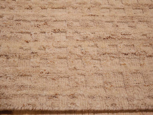 High and Low beige 185x276