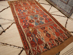 Mut 131x274cm
